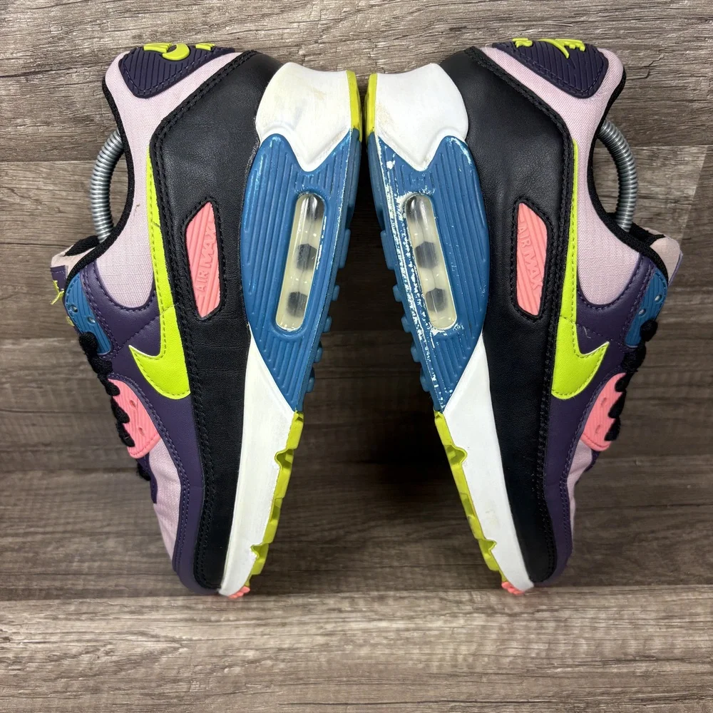 Nike Air Max 90 Pink Purple Womens US Size 8 EUR 39 CV8819-500 Sneakers